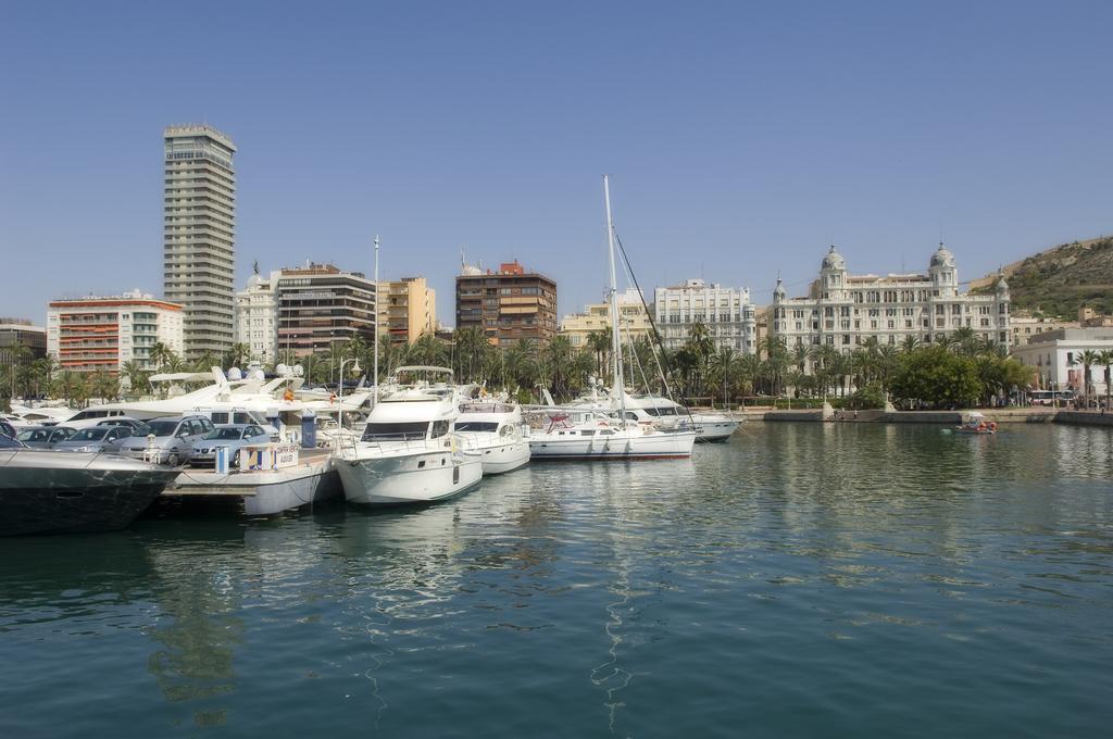 Guesthouse Central Alicante Exteriör bild